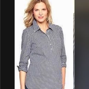 GAP Maternity Boyfriend Oxford Shirt Medium Checked Gingham Navy blue and white